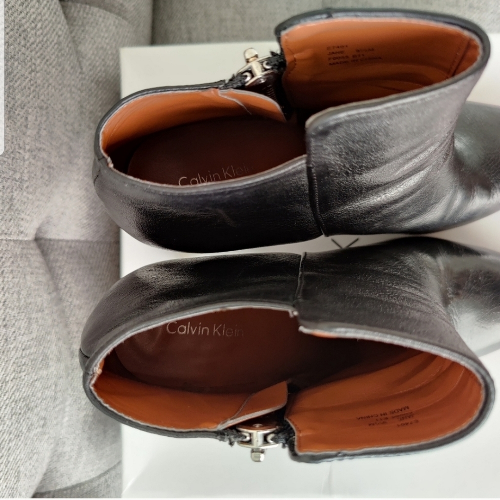 Calvin Klein boots - Picture 7 of 11